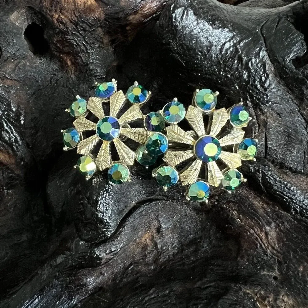 Vintage Coro Screw Back Earrings Peacock Feather Blue Green AB Aurora Borealis